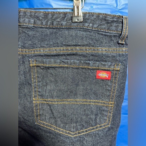 Like New Dickies Women’s jeans size 14R (AD1) - Picture 3 of 9